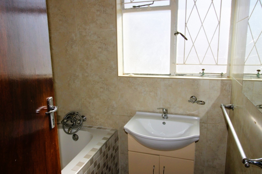 3 Bedroom Property for Sale in Cambridge West Eastern Cape